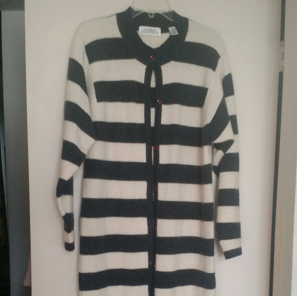 Ellen Tracy lamb wool and angora sweater jacket